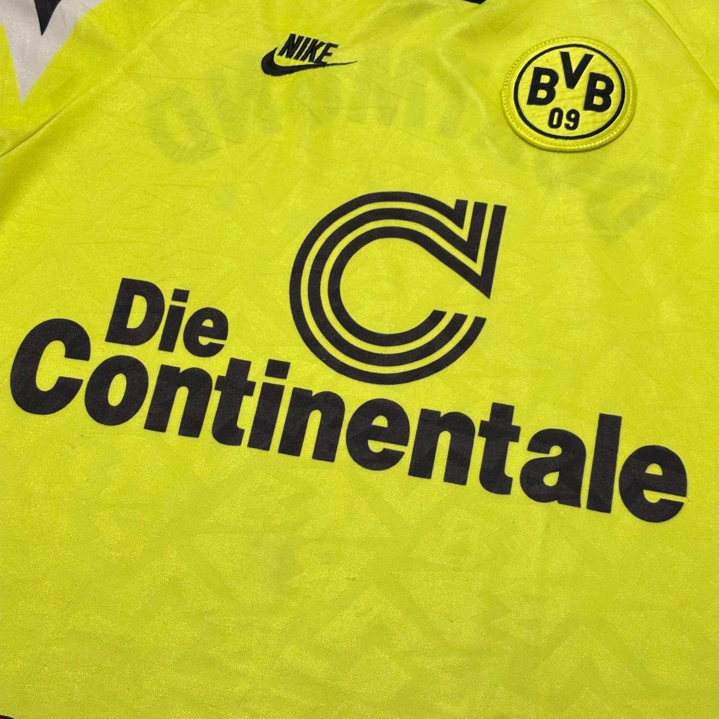 Borussia Dortmund 1995-1996 local