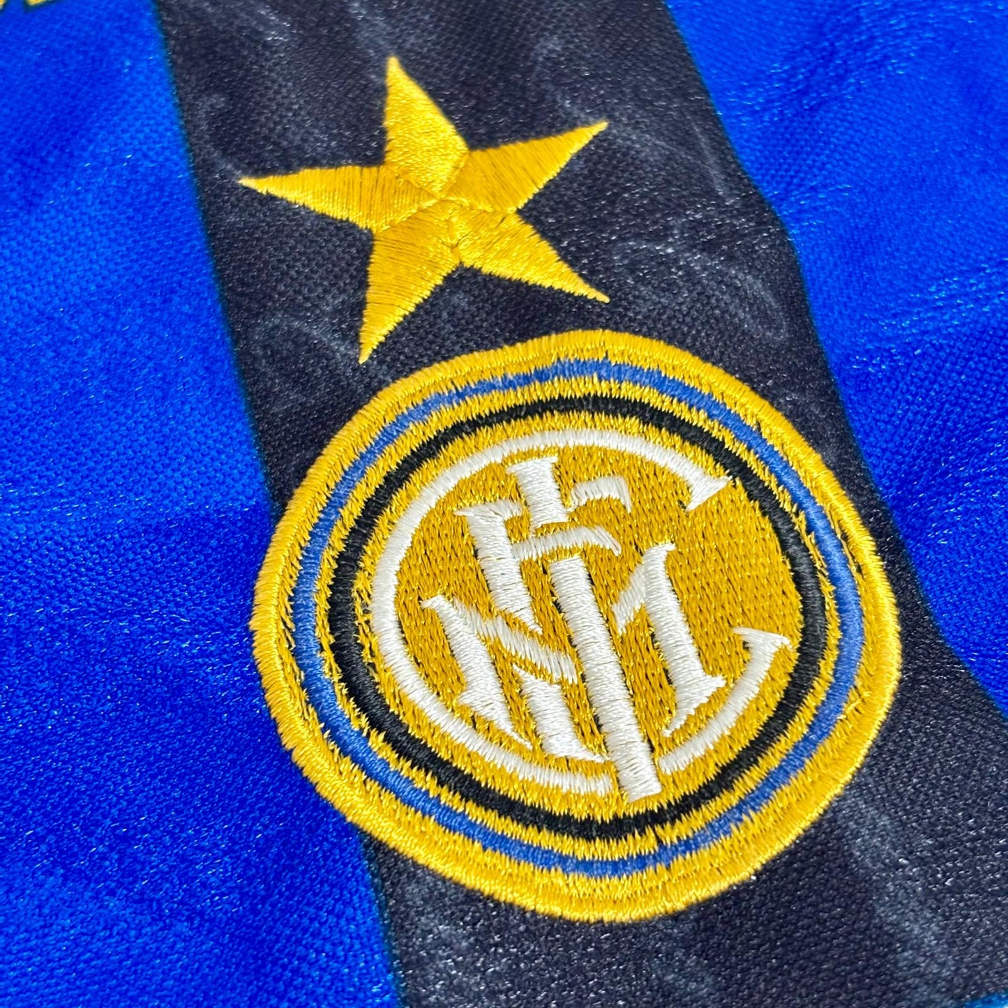 Inter 1996-1997 local