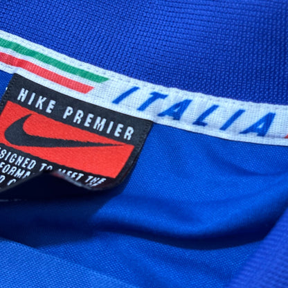 Italia 1996 Local - 15 Di Livio - L Player Issued