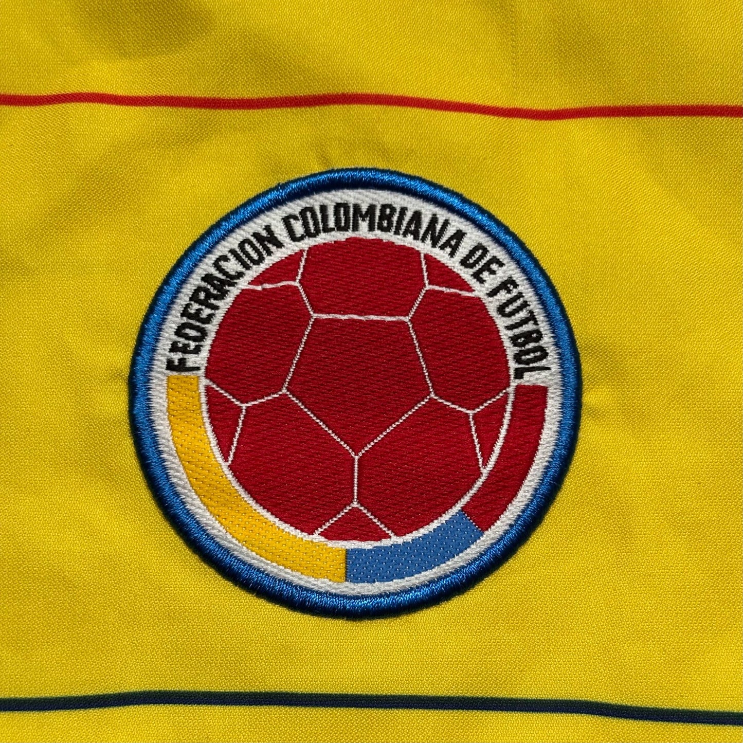 Colombia 2004 local L