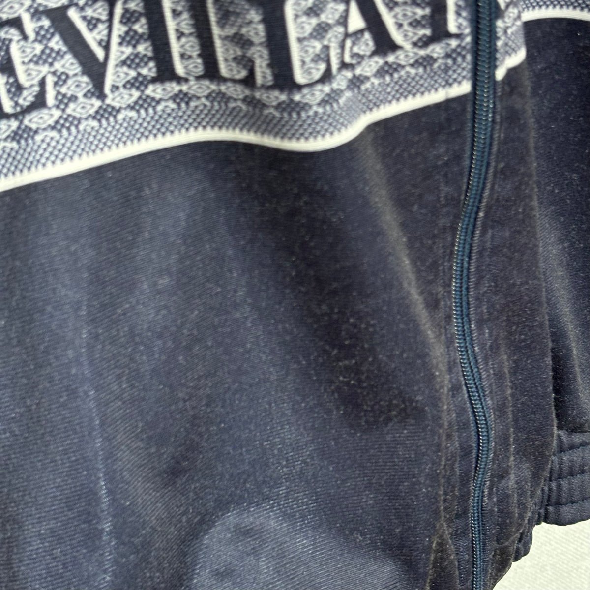 Chaqueta de fútbol vintage Sevilla FC 1995-1996 Umbro azul marino