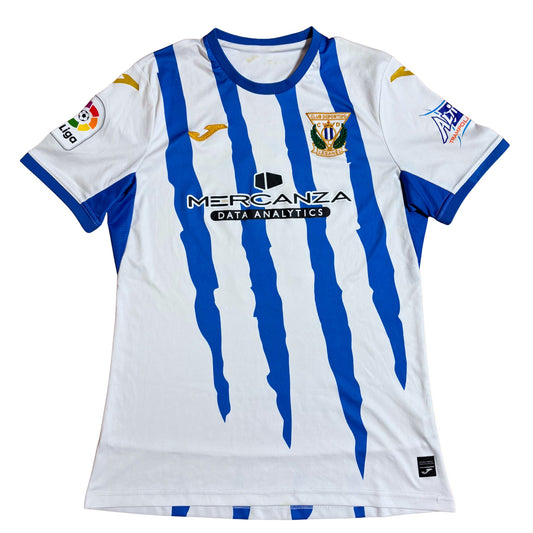 camiseta-leganes-futbol-local-primera-equipacion-2022-2023-joma-