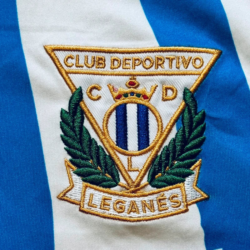 camiseta-leganes-futbol-local-primera-equipacion-2022-2023-joma-