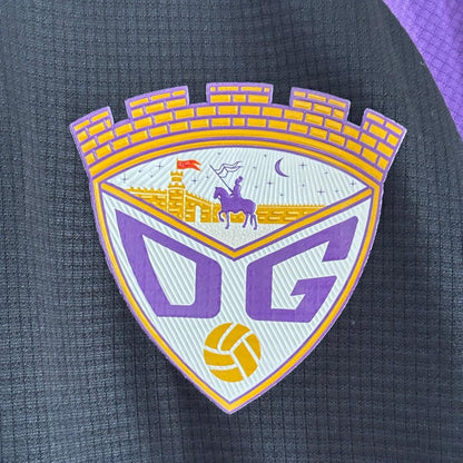 Chaqueta de fútbol CD Guadalajara Kappa negra y morada