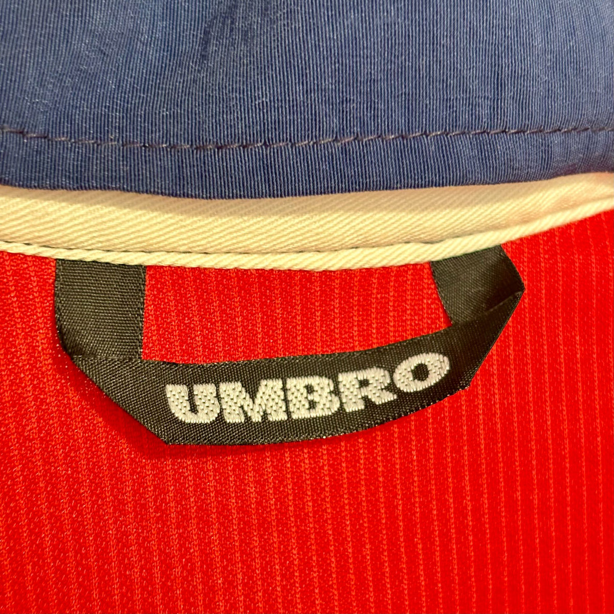 Chile 2000 Umbro Home Shirt / Camiseta de fútbol selección Chile 2000 local original