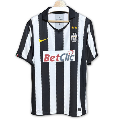 camiseta de futbol de la juventus de turin primera equipacion nike 2010 2011 rayas negras y blancas