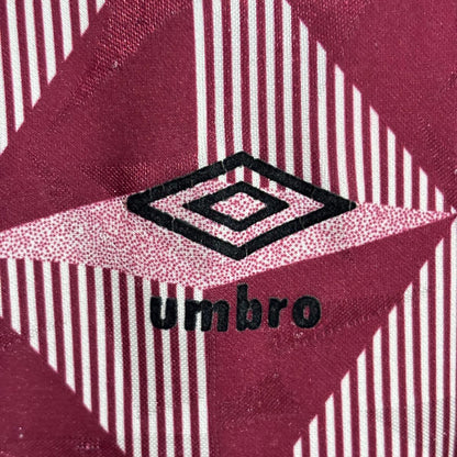 Camiseta de fútbol vintage selección de Letonia 1991-1992 local Umbro