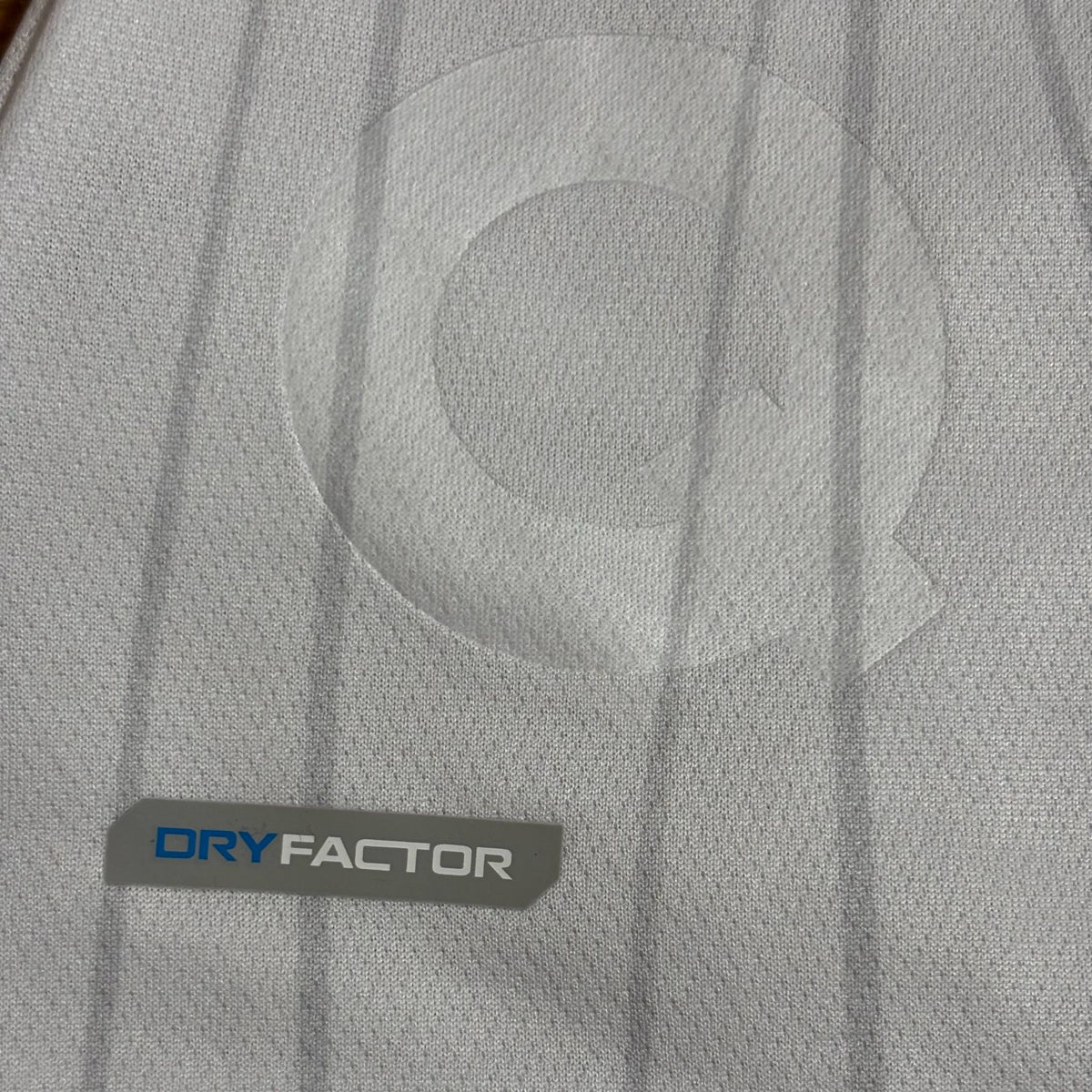 queretaro-camiseta-futbol-charly-2021-loca-primera-equipacion-