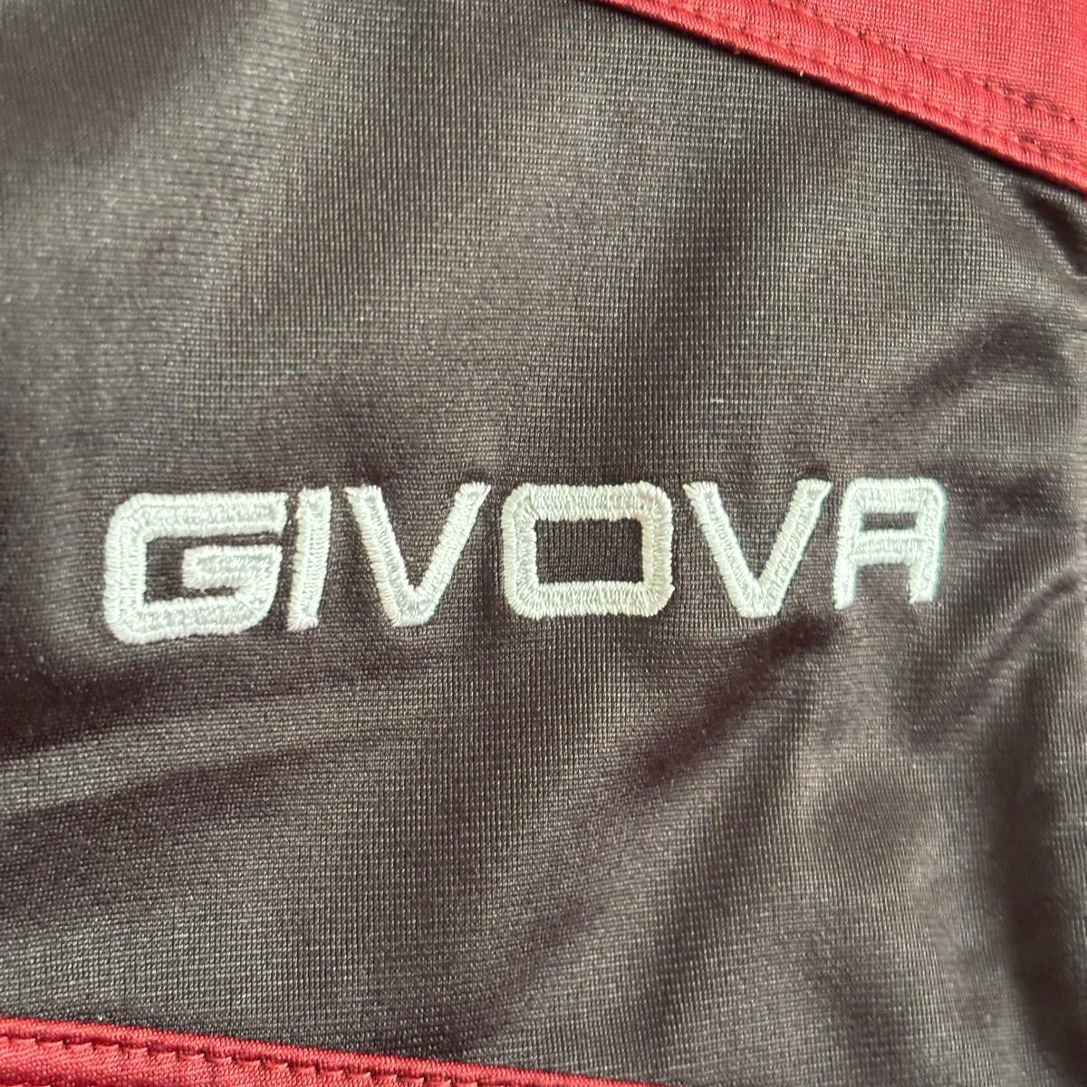 Chaqueta de fútbol Salernitana 2015-2016 Givova granate